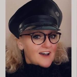 Meet your Posher, Ann